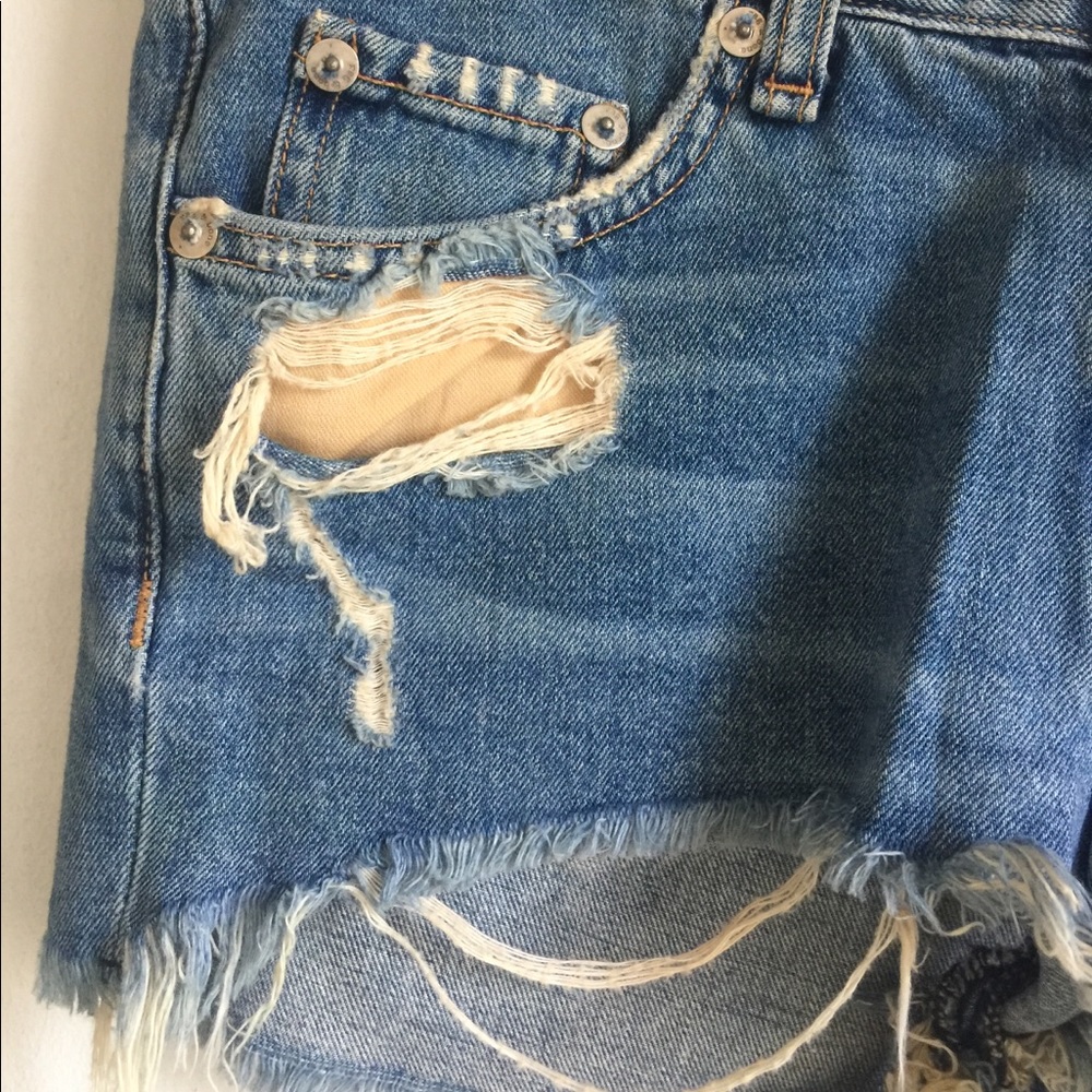 RAG & BONE Cut Off Shorts - Picture 12 of 15